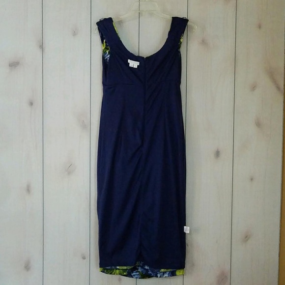 Beautiful Dress Great for Formals or Date Night! - Picture 6 of 8